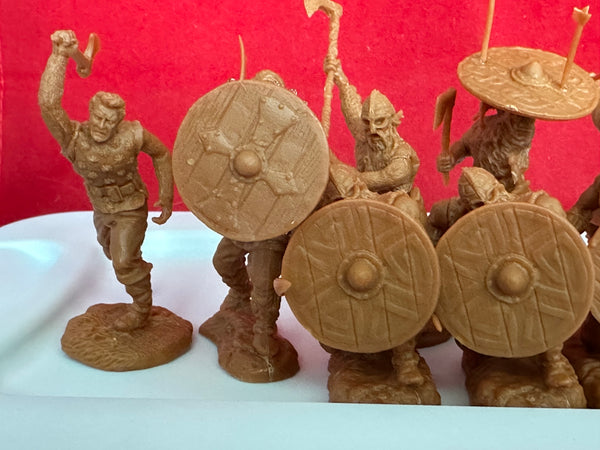 Einar & Vikings   SPECIAL 3 SETS/ 33 FIGURES (Rust/Brown Color) + 14 OF OUR WAR LORD FRISIANS