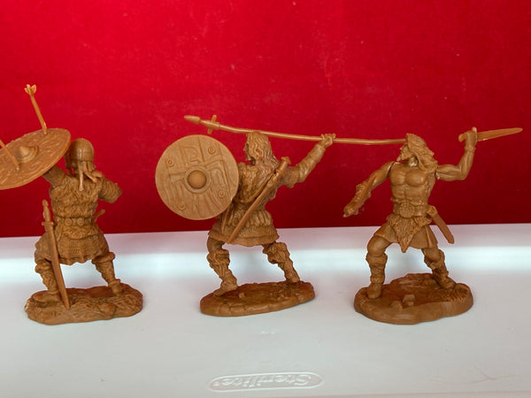 Einar & Vikings   SPECIAL 3 SETS/ 33 FIGURES (Rust/Brown Color) + 14 OF OUR WAR LORD FRISIANS