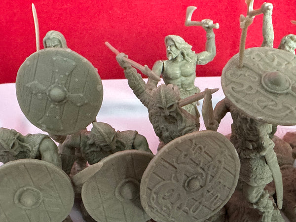 Einar & Vikings  (Gray/Green Color )