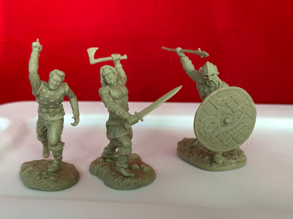 Einar & Vikings  (Gray/Green Color )