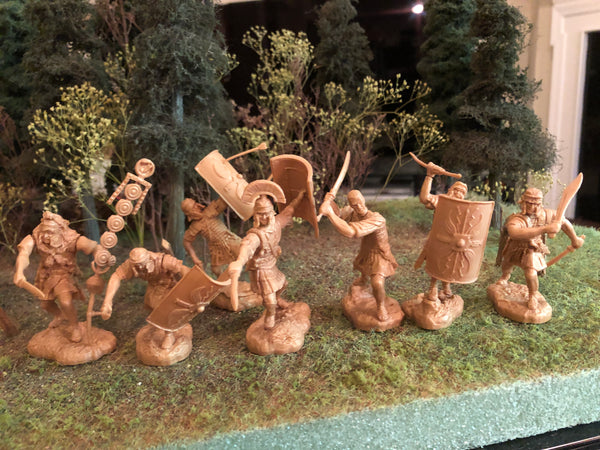 ROMAN ARMY SET #2 BRONZE / GOLD PLASTIC 9 FIGURES PLUS LOADS OF ALTERNATE PARTS